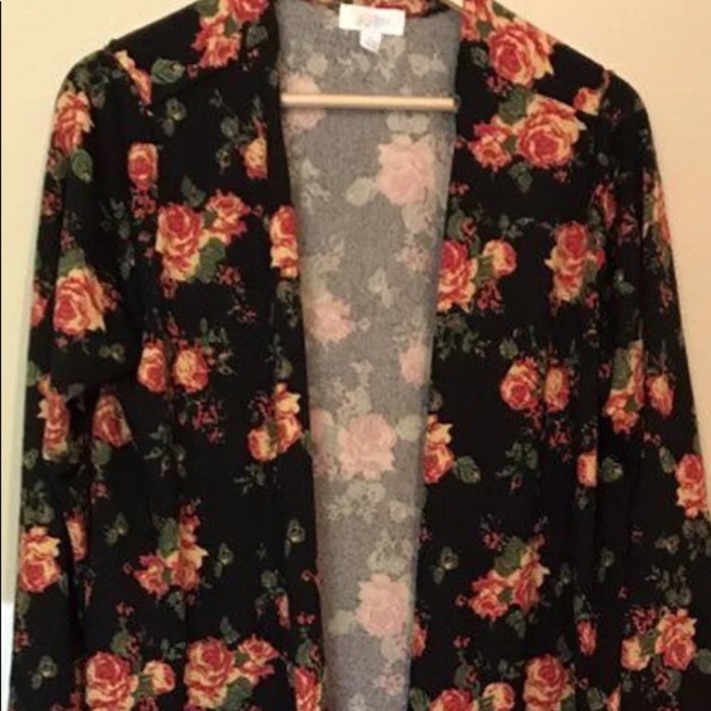 Xl floral Sarah lularoe